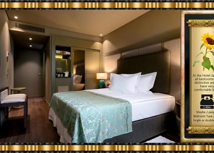 Ester Hotels