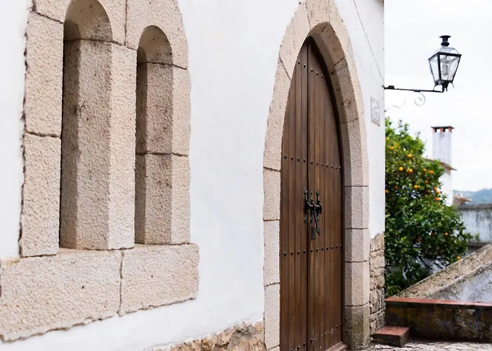 Casa Mourisca - Albino d'Óbidos Vila