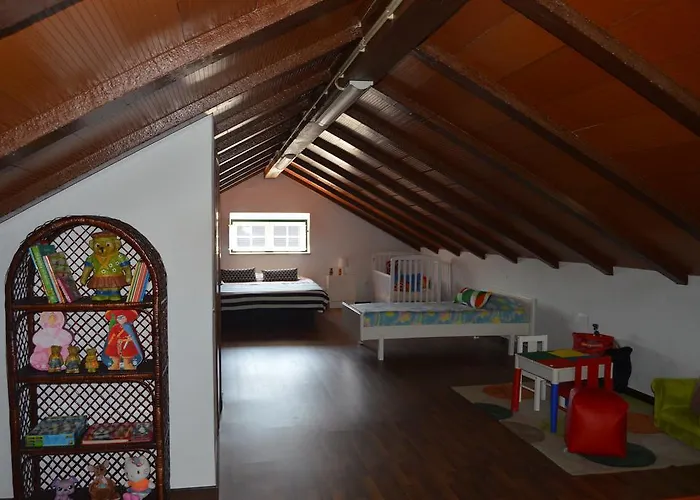 Boutique Casinha da Avó Maria Villa Alcobaça