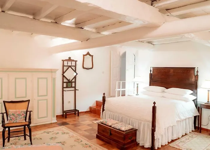 Casa de Cima - Muralha do Castelo de Óbidos Vila